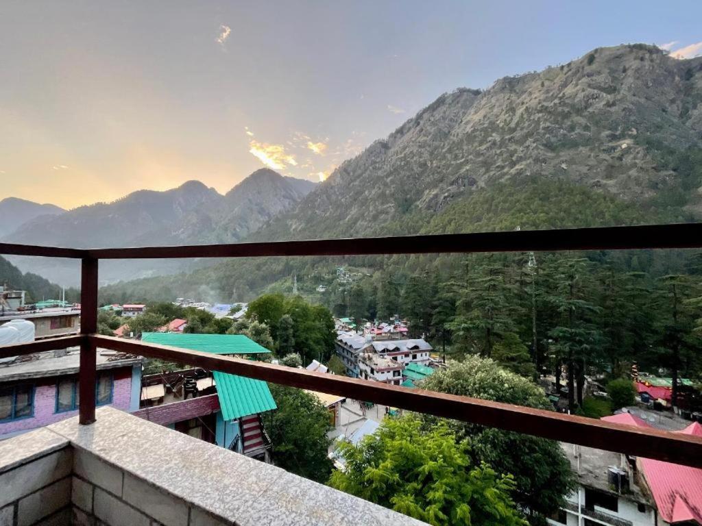 Diamond Valley X One Light Stays Kasol Exterior foto